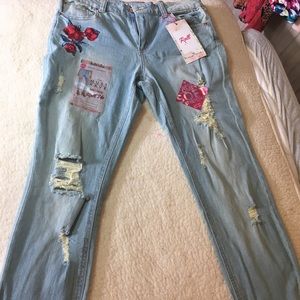 Almost Famous Clothing INSTA SLIM The Must Have Roll up jeans women 13